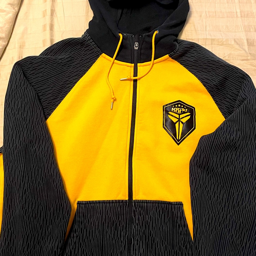 Nike Kobe Jacket/Hoodie Size XL